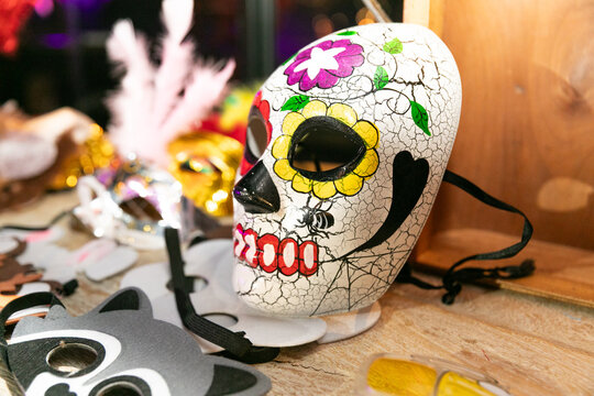 calavera, hueso, halloween, anatomía, muerto, horror, objeto, careta, disfraz, decoración, entretenimiento, arte, pintura, cotillón