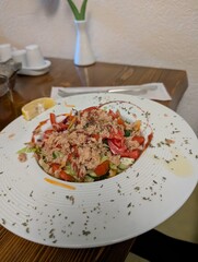 salad with tuna