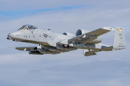 A-10 Thunderbolt II flying low