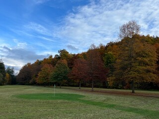 Herbstlicher Kur Park in bunt