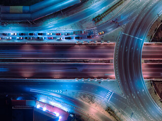 Expressway, Self-driving autonomous electric cars of the future with elements move along a busy traffic intersection. Artificial Intelligence, Car Scan, GPS Tracking, Smart Roads, IoT, highway