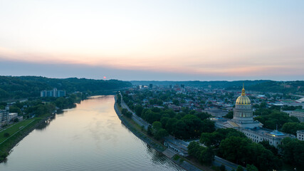 Obraz premium Sunset Over Kanawha River and State Capitol, Charleston