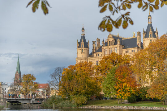 Fall colors in Schwerin Castle, Germany