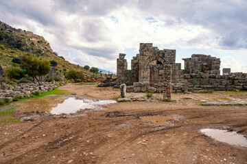 Kaunos (Carian: Kbid Lycian: Xbide Ancient Greek: Καῦνος; Latin: Caunus) ancient city was a city of ancient Caria and in Anatolia, a few kilometres west of the modern town of Dalyan. Amphitheatre area