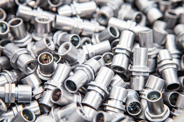 Proceso de fabricaci&oacute;n de tornillos en la f&aacute;brica