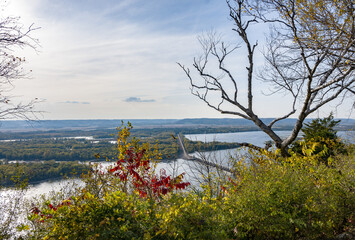 Mississippi River overlook in the fall 