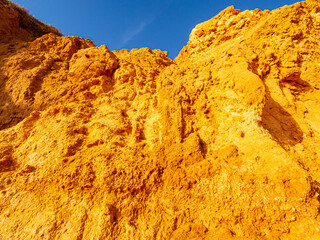 Bizarre Gesteine in der Algarve