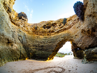 H&ouml;hle in der Algarve
