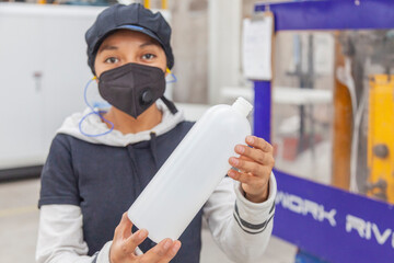 F&aacute;brica de Pl&aacute;sticos PET: Proceso de Fabricaci&oacute;n y Transformaci&oacute;n