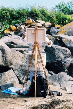 Plein Air Artist on the Coast of Maine