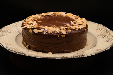 Pastel de chocolate y almendras