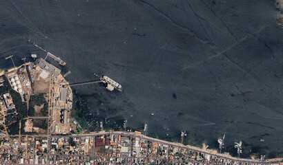 Satellite image of the Amazon River meanders in the Brazilian rainforest — aerial view of tropical river system and lush vegetation