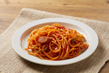 日本発祥のパスタ料理、シンプルなナポリタン