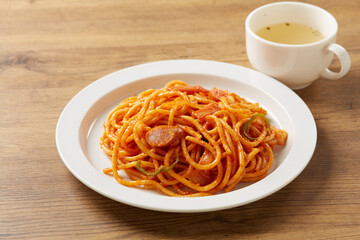 日本発祥のパスタ料理、シンプルなナポリタン