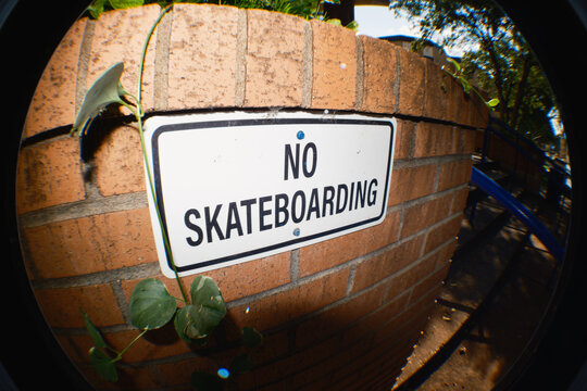 No Skateboarding