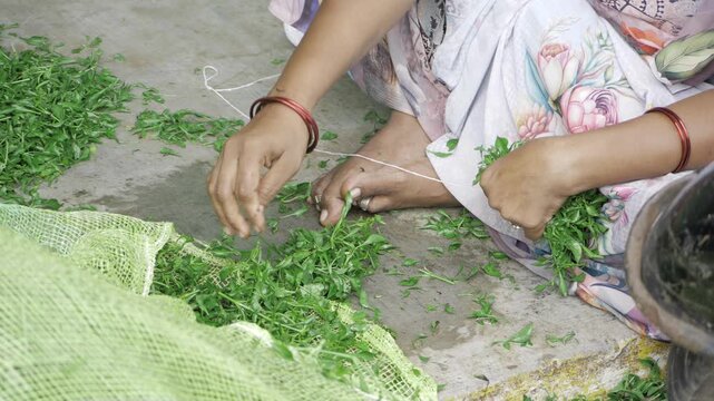 Elegant Hand-Crafted Floral Creation - Unique Artisanal Process