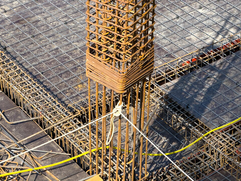 Structural reinforcement for steel reinforcement in construction