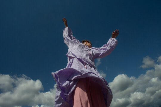 Dance in the lavender dress 