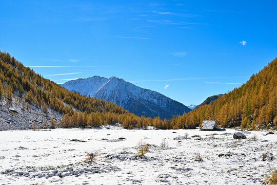 Valle d&rsquo;Ayas in Valle d&rsquo;aosta or Aosta Valley in autumn