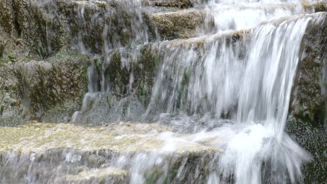 Rushing stream // Rauschender Bach (Prespa National Park, Greece)