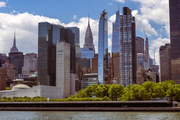 Cityscape of New York City Featuring Iconic Skyscrapers