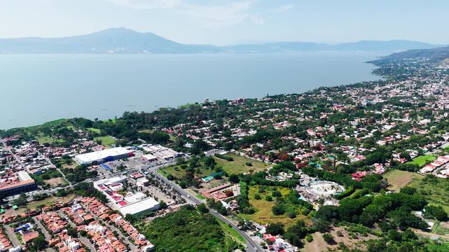 Beautiful aerial view of the magical town of ajijic on the shore of lake chapala in jalisco, mexico