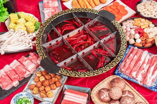 Traditional Nine Grid Sichuan Chongqing Hot Pot