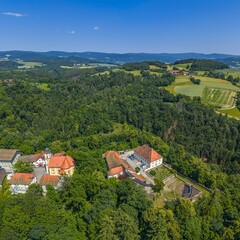 Der Naturpark Bayerischer Wald rund um den Luftkurort Mitterfels aus der Vogelperspektive