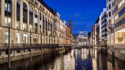 Neuer Wall Bleichenfleet Lichter entzerrt