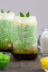 Es cendol or es dawet, indonesian iced dessert beverage. indonesia traditional drink