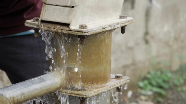 Hand Pump Leak - A Visual Guide to Fixing the Issue