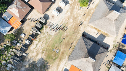 Ahead of the funeral of the King of Pau, the arriving family expressed their condolences, walking among the megalithic grave stones 
