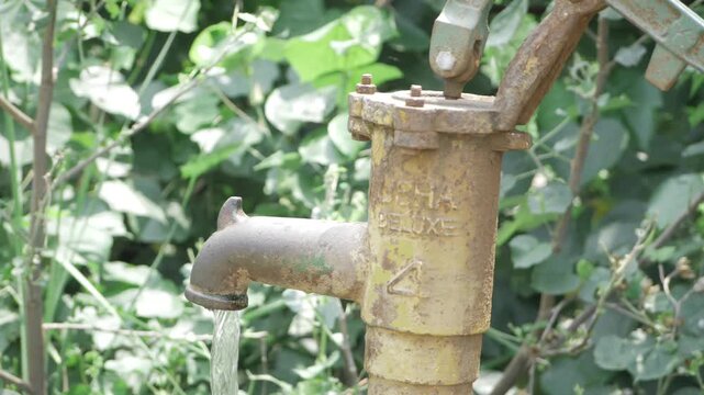 Vintage JHA Deluxe Water Pump Fountain - Elevate Your Backyard Aesthetic