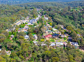 hawkesbury heights, blue mountains, new south wales, australia, town, suburb, houses, homes, residential, road, cars, lifestyle, photo, photograph, image, drone, uav, aerial, overhead, landscape, natu