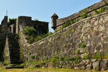 les fortifications du Ch&acirc;teau Saint Philippe sur l&rsquo;estuaire du Ferrol en Galice
