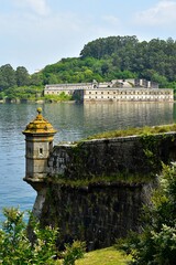 Le Ch&acirc;teau de La Palma sur l&rsquo;estuaire du Ferrol en Galice vu depuis le Ch&acirc;teau Saint Philippe 