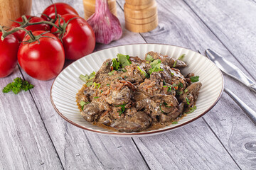 Chicken liver in cream sauce