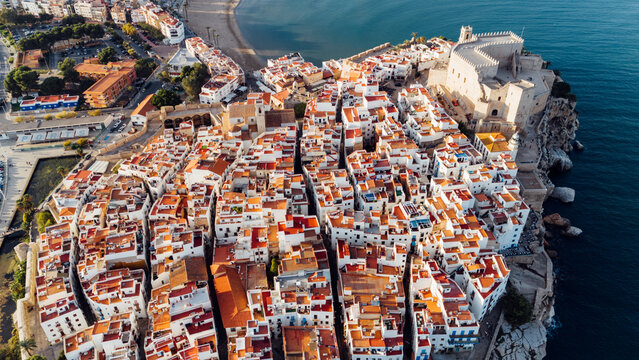 Peniscola Papa Luna castle terracotta roofs whitewashed houses Spain