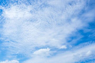 秋の空　穏やかな青空と雲155
