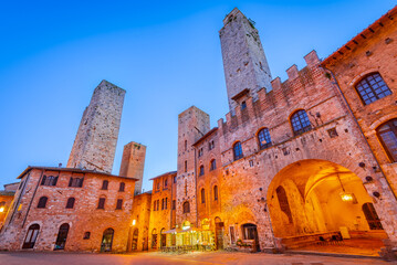 Obraz premium San Gimignano, Italy. Piazza del Duomo and medieval towers, landscape of Tuscany
