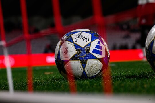 Adidas ball, The official football ball of matches UEFA Youth League and Champions League