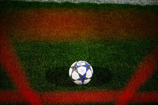 Adidas ball, The official football ball of matches UEFA Youth League and Champions League