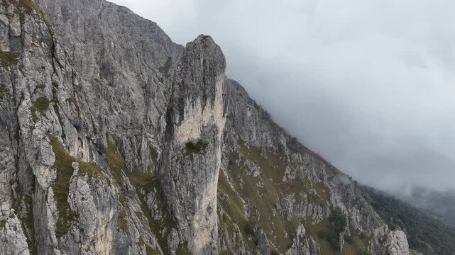 Rifugio Rosalba e sentiero delle Foppe in Valsassina, Lecco