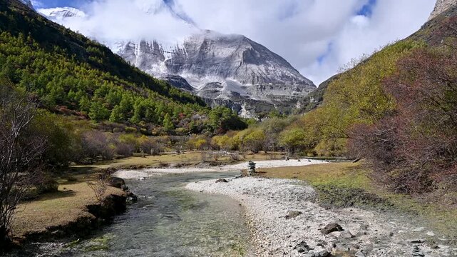 Snow-capped mountains and river valleys of the Qinghai-Tibet Plateau, Daocheng Yading Scenic Area in Sichuan, China