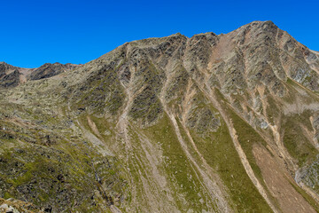 Gebirgslandschaft am Timmelsjoch oberhalb Moos, S&uuml;dtirol, Italien