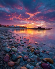 Obraz premium Sunrise over Kittery Point. Coastal Maine Landscape with Sea and Sky