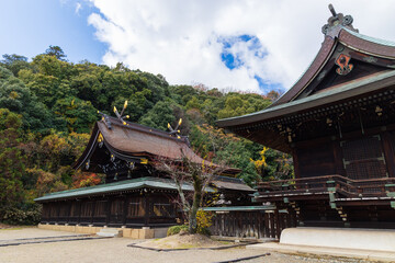 日本の風景・秋　岡山県岡山市　吉備津彦神社　本殿・渡殿