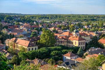 Fototapeta premium Sremski Karlovci, Serbia - September 23, 2025: Aerial view of Sremski Karlovci, showcasing its charming architecture, historic buildings, and the prominent cathedral, Serbia