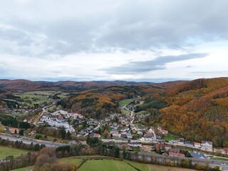 Fototapeta premium Klausen-Leopoldsdorf im Wienerwald, Niederösterreich