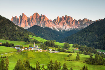 mountains, mountain range, rocks, mountain climbing. mountain peaks, beautiful, relax, peace, stone, peak, solitude, alps, alpine, forest, autumn, colors, nature, walk, trip,

